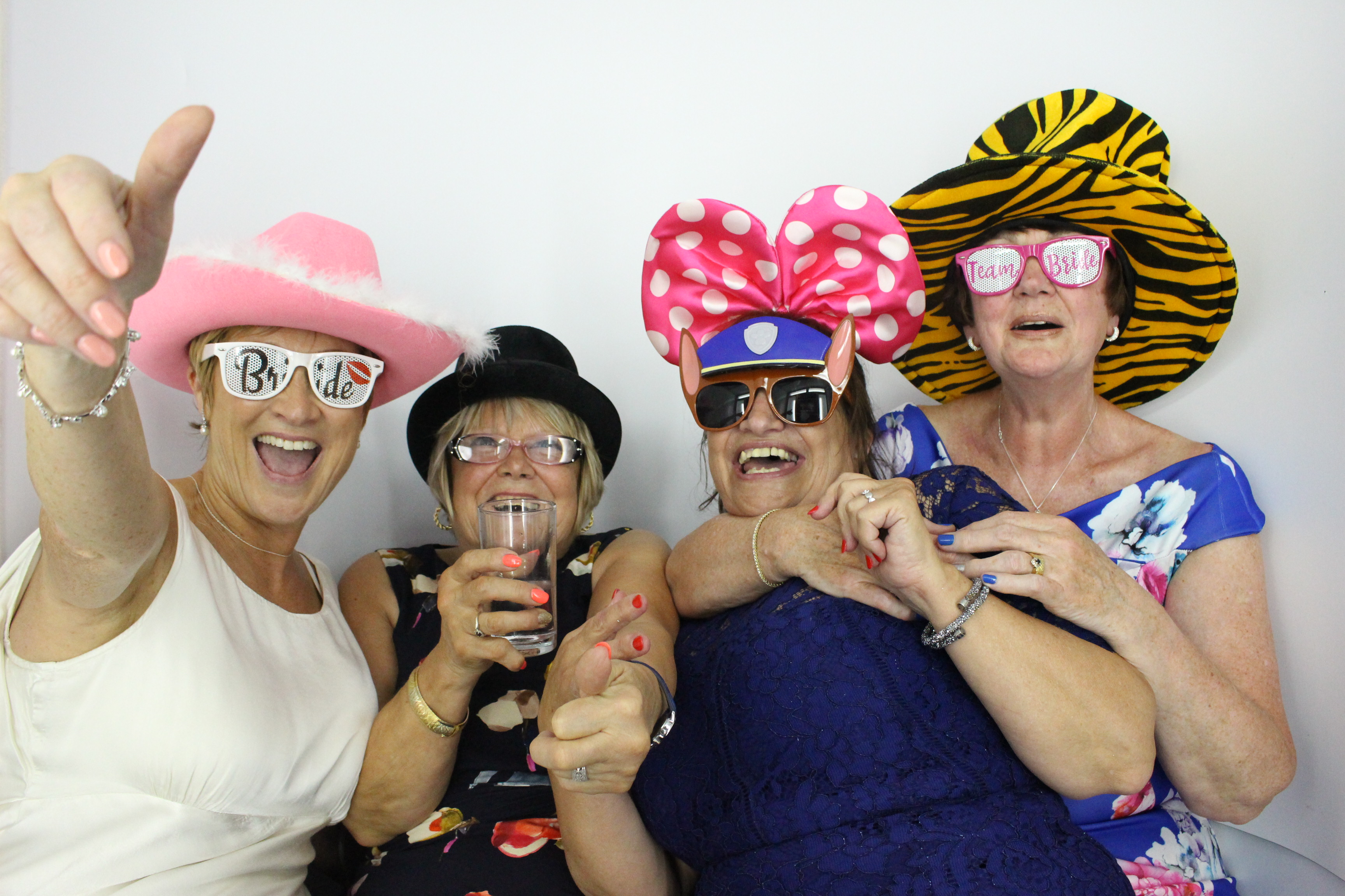Gary & Debbies Wedding | View more photos from the event at gallery.myphotoboothexperience.co.uk/u/MyPhotoBoothExperienceLtd/Gary-Debbies-Wedding